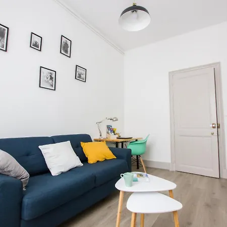 Le 62 - Spacieux T2 - Garage Gratuit, Jardin, Tram