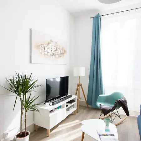 Le 62 - Spacieux T2 - Garage Gratuit, Jardin, Tram Apartment Grenoble