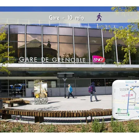 Le 62 - Spacieux T2 - Garage Gratuit, Jardin, Tram * Grenoble